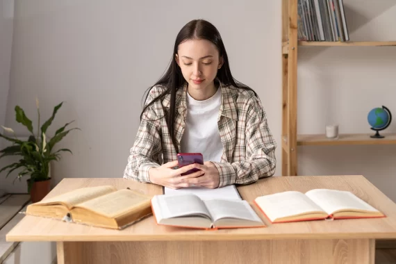 12 aplicativos de celular para ajudar nos estudos