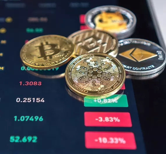 moedas físicas de criptomoedas